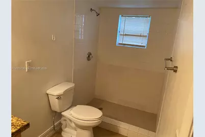 8245 Lake Dr #101, Doral, FL 33166 - Photo 6