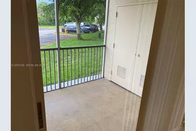 8245 Lake Dr #101, Doral, FL 33166 - Photo 10