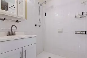 2524 SW 122nd Ct, Miami, FL 33175 - Photo 16
