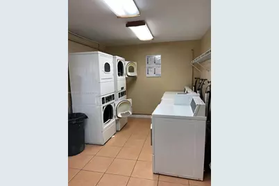 505 S Pine Island Rd #B207, Plantation, FL 33324 - Photo 18