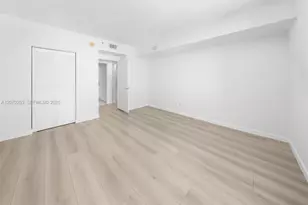 335 S Biscayne Blvd, Miami, FL 33131 - Photo 12