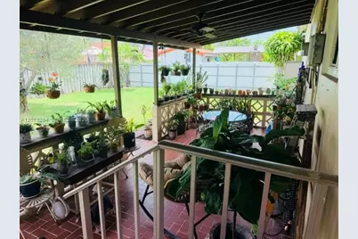 245 W 60th St, Hialeah, FL 33012 - Photo 14