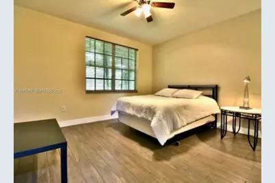 15317 SW 35th St, Davie, FL 33331 - Photo 4