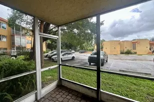 4334 NW 9th Ave, Deerfield Beach, FL 33064 - Photo 8
