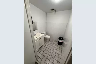 2310 NW 102nd Pl, Doral, FL 33172 - Photo 16