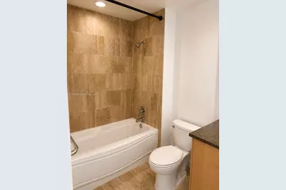 300 S Biscayne Bl #2503, Miami, FL 33131 - Photo 6