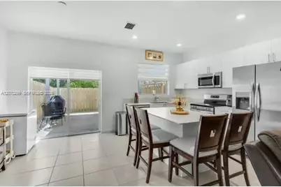 27704 SW 156th Ct, Homestead, FL 33032 - Photo 10