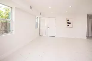 20720 NW 34th Ave, Miami Gardens, FL 33056 - Photo 2