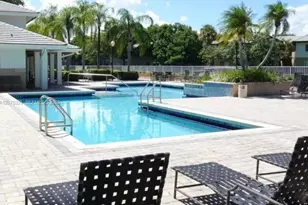 9755 Westview Dr, Coral Springs, FL 33076 - Photo 14