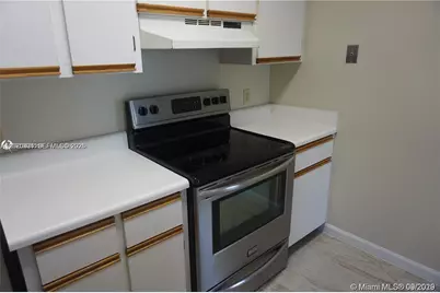 630 S Park Rd #27-3, Hollywood, FL 33021 - Photo 8