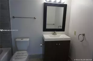 630 S Park Rd, Hollywood, FL 33021 - Photo 14