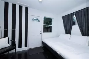 524 NW 35th St, Miami, FL 33127 - Photo 8