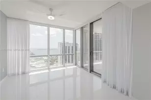 851 NE 1st Ave, Miami, FL 33132 - Photo 6