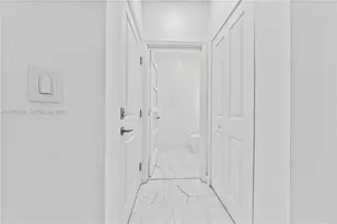 20576 NE 5th Pl, Miami, FL 33179 - Photo 14