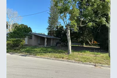 2605 Avenue F, Fort Pierce, FL 34947 - Photo 1