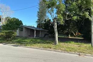 2605 Ave F, Fort Pierce, FL 34947 - Photo 1