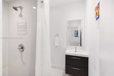 5445 Collins Ave #TS11, Miami Beach, FL 33140 - Photo 10