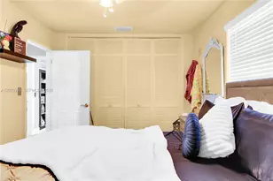 7690 NW 16th Ct, Pembroke Pines, FL 33024 - Photo 20