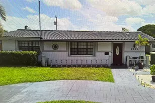 7690 NW 16th Ct, Pembroke Pines, FL 33024 - Photo 1