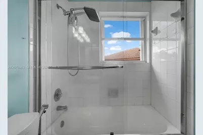 1282 NW 171st Ter, Pembroke Pines, FL 33028 - Photo 26