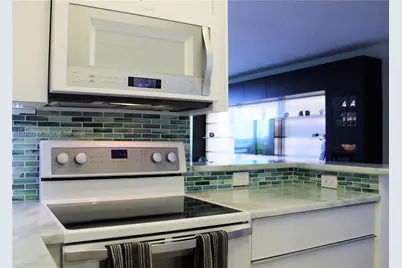 1500 Bay Rd #618S, Miami Beach, FL 33139 - Photo 14