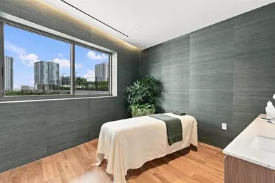 1400 Biscayne Boulevard #1605, Miami, FL 33132 - Photo 36