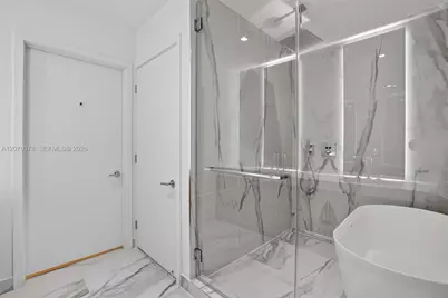 1400 Biscayne Boulevard #1605, Miami, FL 33132 - Photo 12