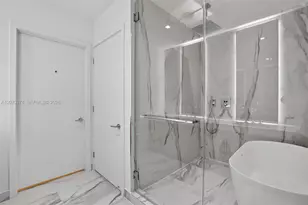 1400 Biscayne Blvd, Miami, FL 33132 - Photo 12