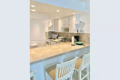 5701 Collins Ave #311, Miami Beach, FL 33140 - Photo 4