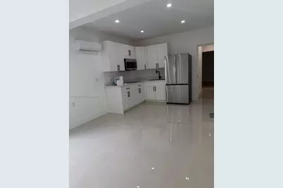 861 E 33rd St #1, Hialeah, FL 33013 - Photo 2