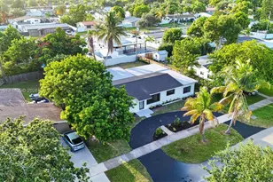 9281 Martinique Dr, Cutler Bay, FL 33189 - Photo 4