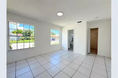 9850 W Heather Ln, Miramar, FL 33025 - Photo 6