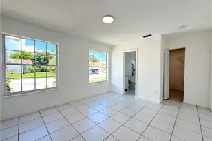 9850 W Heather Ln, Miramar, FL 33025 - Photo 6