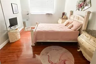 2860 Somerset Dr, Lauderdale Lakes, FL 33311 - Photo 8