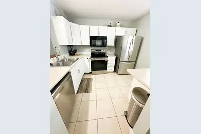 2860 Somerset Dr #400K, Lauderdale Lakes, FL 33311 - Photo 2