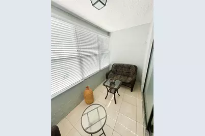 2860 Somerset Dr #400K, Lauderdale Lakes, FL 33311 - Photo 14