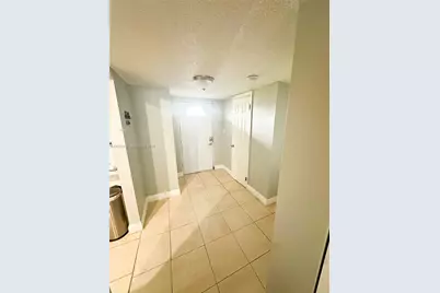 2860 Somerset Dr #400K, Lauderdale Lakes, FL 33311 - Photo 4