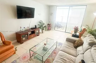 2860 Somerset Dr, Lauderdale Lakes, FL 33311 - Photo 2