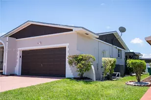 20200 SW 90th Ave Rd, Cutler Bay, FL 33189 - Photo 32