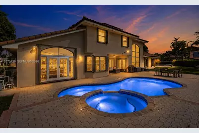 451 NW 194th Ave, Pembroke Pines, FL 33029 - Photo 4