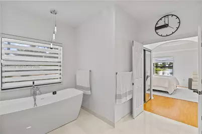 451 NW 194th Ave, Pembroke Pines, FL 33029 - Photo 16