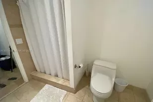2101 S Ocean Dr, Hollywood, FL 33019 - Photo 22