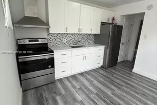 741 NW 4th St, Hallandale Beach, FL 33009 - Photo 4