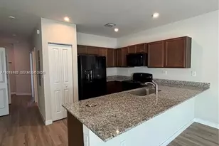 1021 NW 5th St, Florida City, FL 33034 - Photo 2