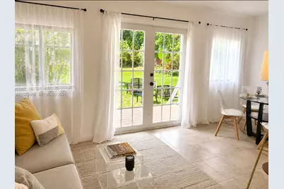 585 NE 121st St, North Miami, FL 33161 - Photo 16