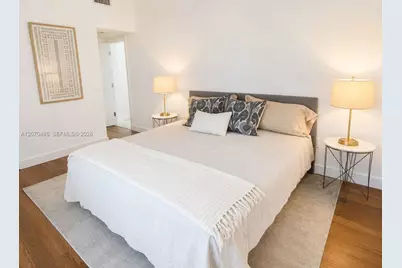 585 NE 121st St, North Miami, FL 33161 - Photo 30