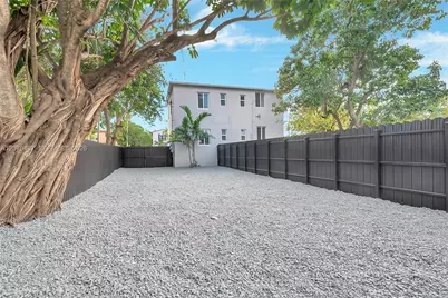 3783 SW 27th St #0, Miami, FL 33134 - Photo 16