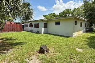 18600 NW 38th Ct, Miami Gardens, FL 33055 - Photo 26