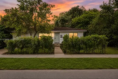 585 NE 121st St, North Miami, FL 33161 - Photo 44