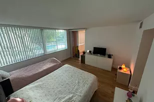 1680 NE 191st St, Miami, FL 33179 - Photo 2